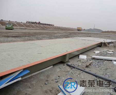 焦作30噸地磅生產(chǎn)商/30噸地磅多少錢_低價出售焦作地區(qū)30噸電子地磅